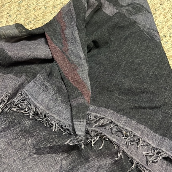 Scarf - Picture 3 of 4